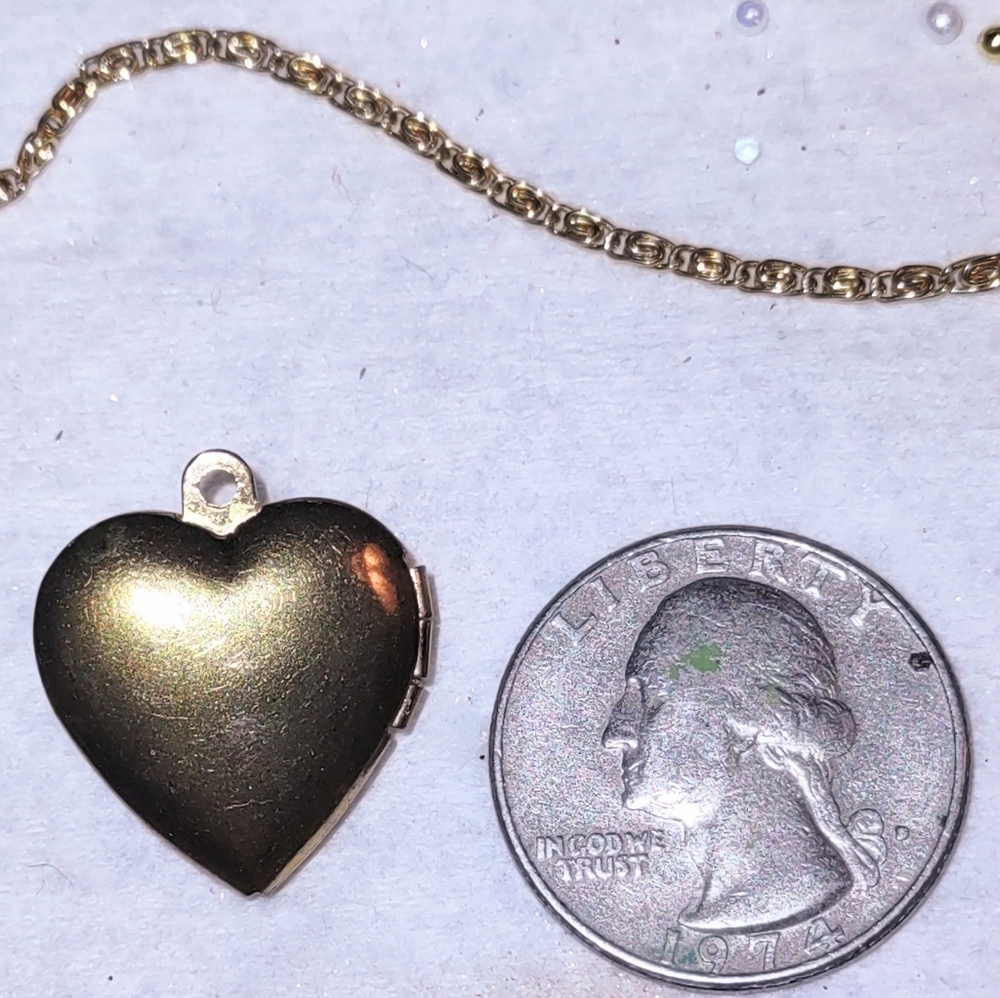 Upcycled Gold Heart Locket Pendant - Picture 11 of 14